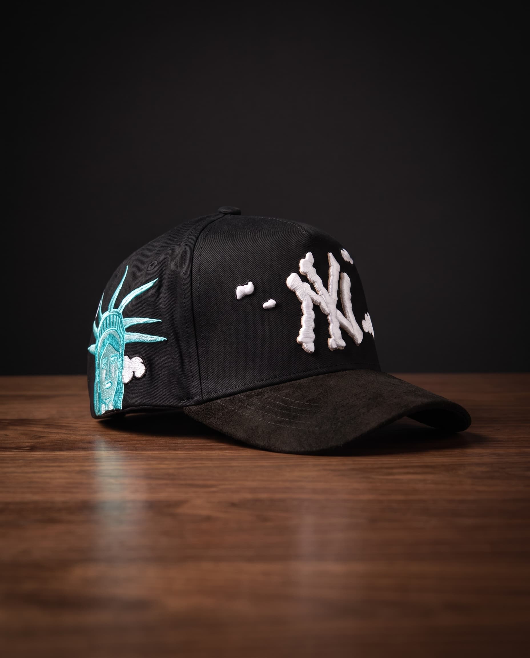 Liberty Cloud — Black / White & Mint